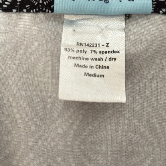 Rip Skirt Hawaii, Size M, Black Pearl Batik - Picture 6 of 8